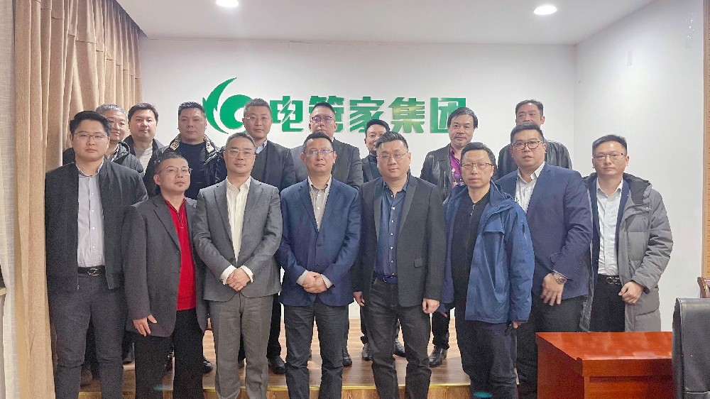 小草小区二区三在线