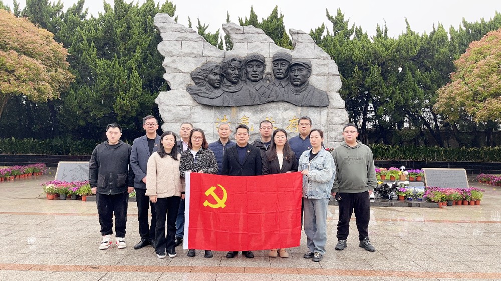 小草小区二区三在线