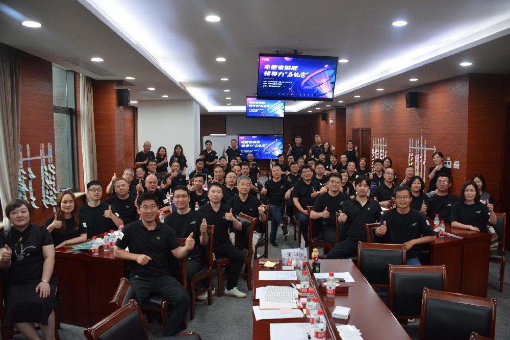 小草小区二区三在线