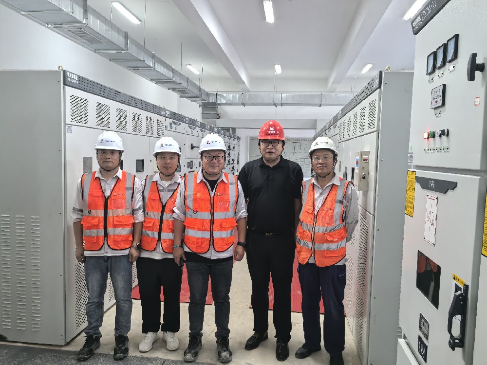 小草小区二区三在线