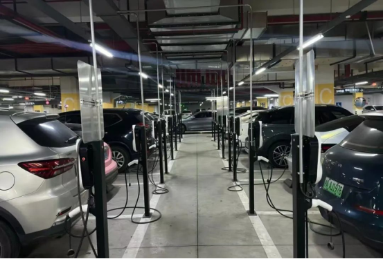 1738749047194161.png image.png